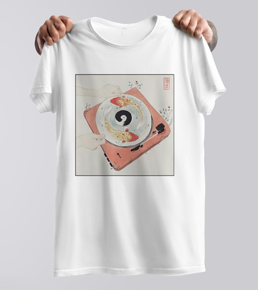 Koi Fish Yin Yang Vinyl Record Turntable Hai Yang T-Shirt
