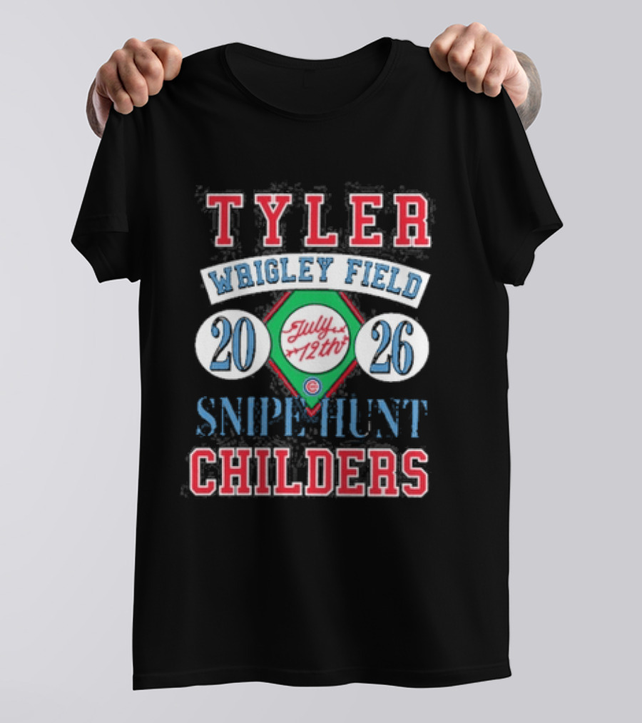 Tyler Childers Wrigley Field July 12th 2026 Chicago Cubs Sniff Hunt T-Shirt