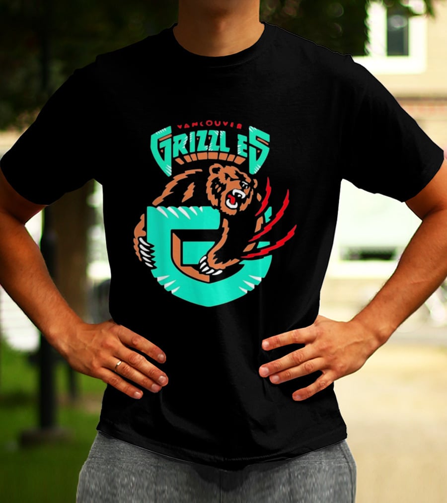 Vancouver Grizzlies Bear Claw Retro Sports Emblem Men's T-Shirt