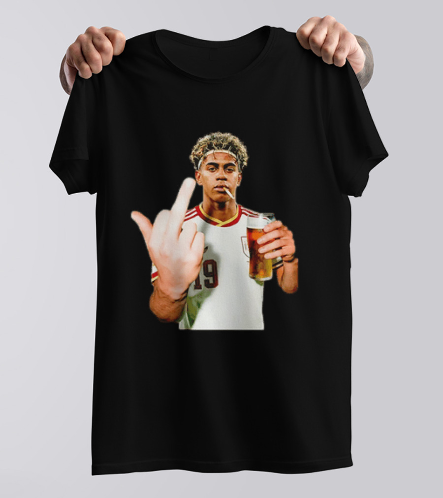Lamine Yamal Spain National Team 19 Middle Finger And Beer T-Shirt
