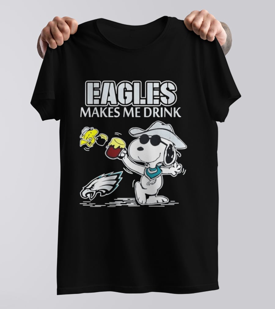 Eagles Makes Me Drink Snoopy Woodstock Philadelphia Football T-Shirt