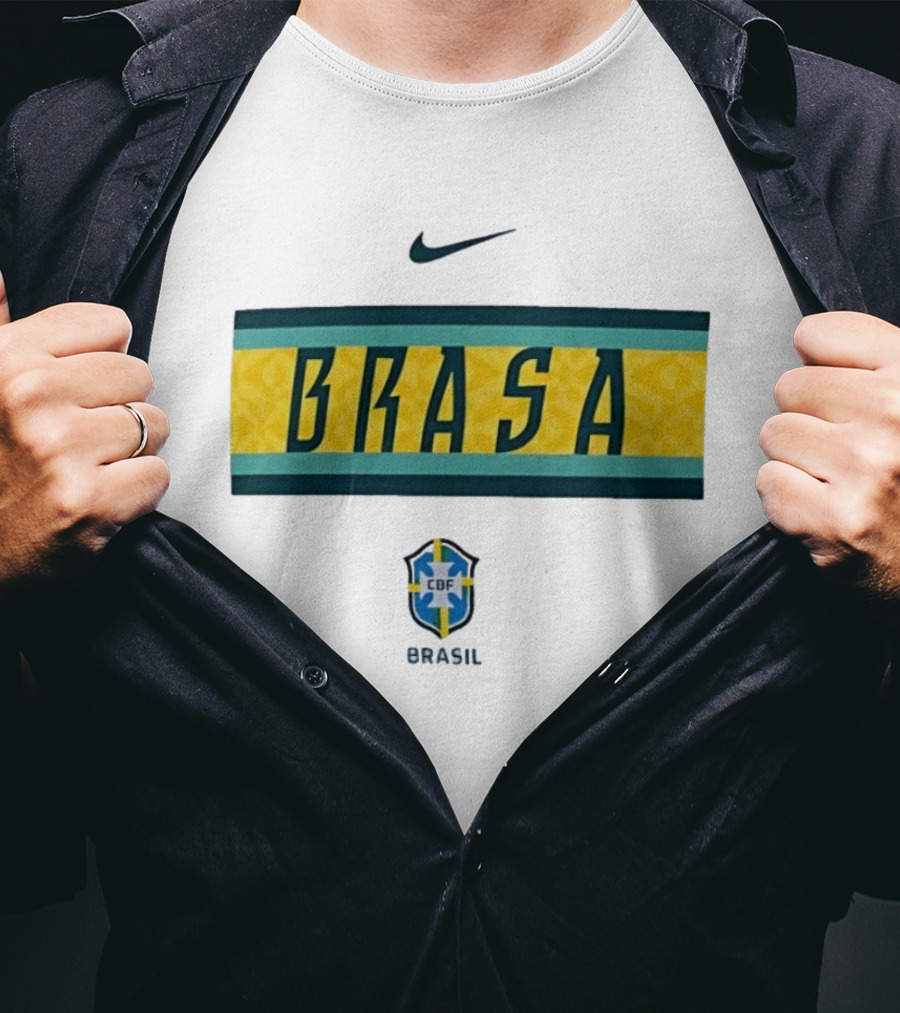 Nike Brasa Brazil CBF Football Crest T-Shirt