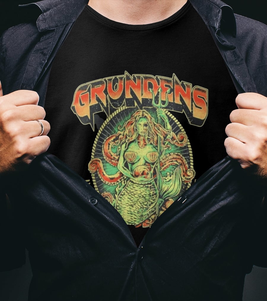 Grundens Undead Mermaid Holding Skull USA SWE Since 1926 T-Shirt