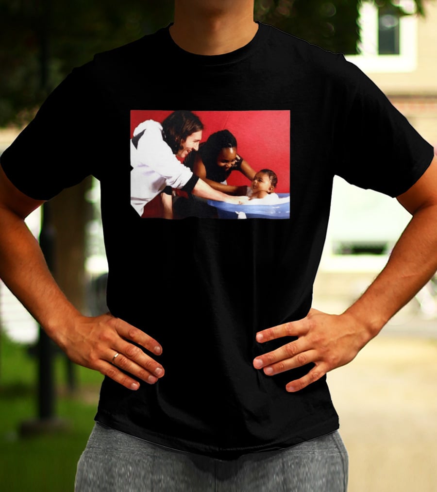 Lionel Messi Bathes Baby Lamine Yamal Legendary Blessing Football Moment T-Shirt