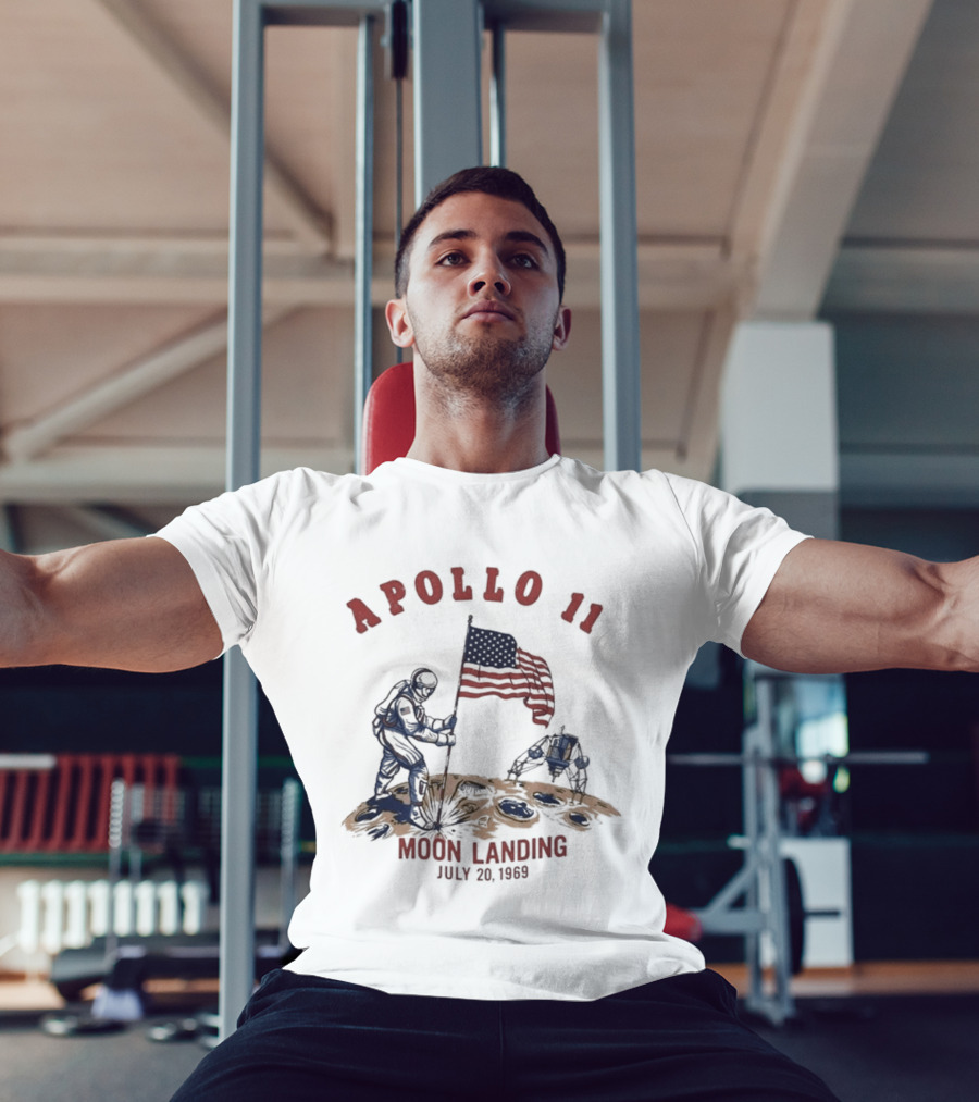 Apollo 11 Moon Landing Astronaut Flag July 20 1969 T-Shirt