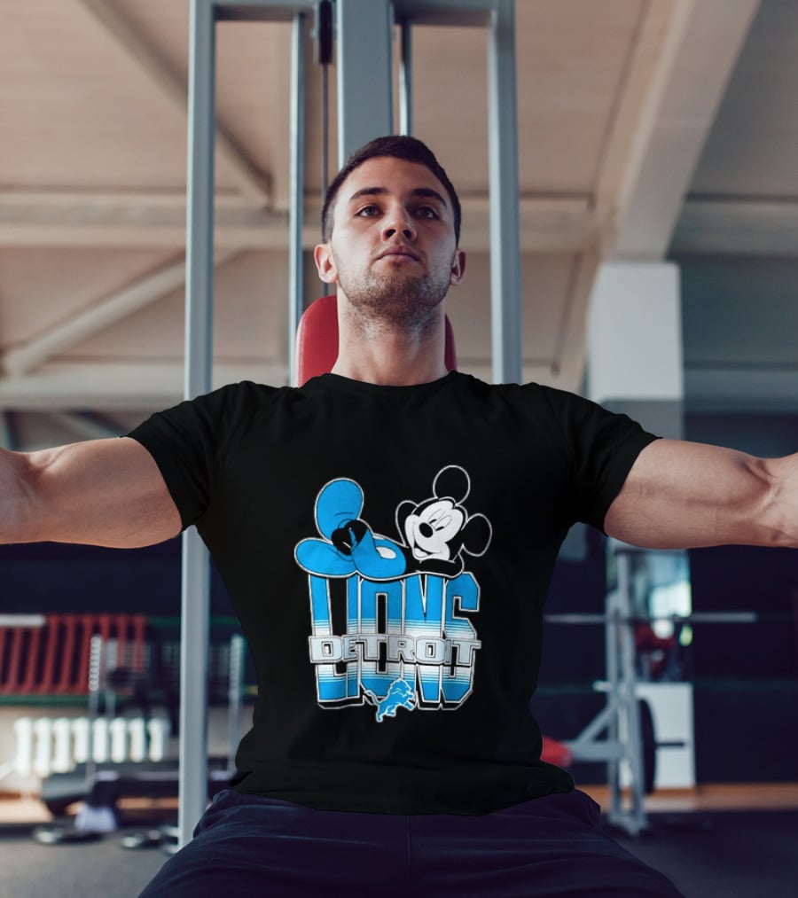 Mickey Mouse Relaxing Detroit Lions Disney Football T-Shirt