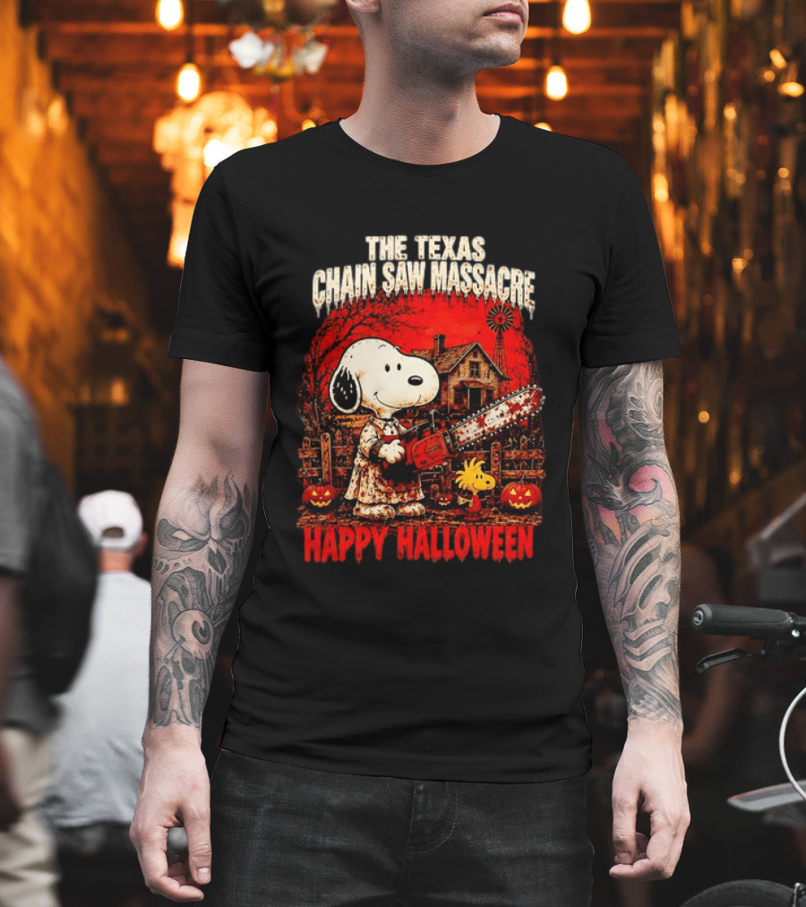 Snoopy Woodstock The Texas Chain Saw Massacre Happy Halloween Scene T-Shirt