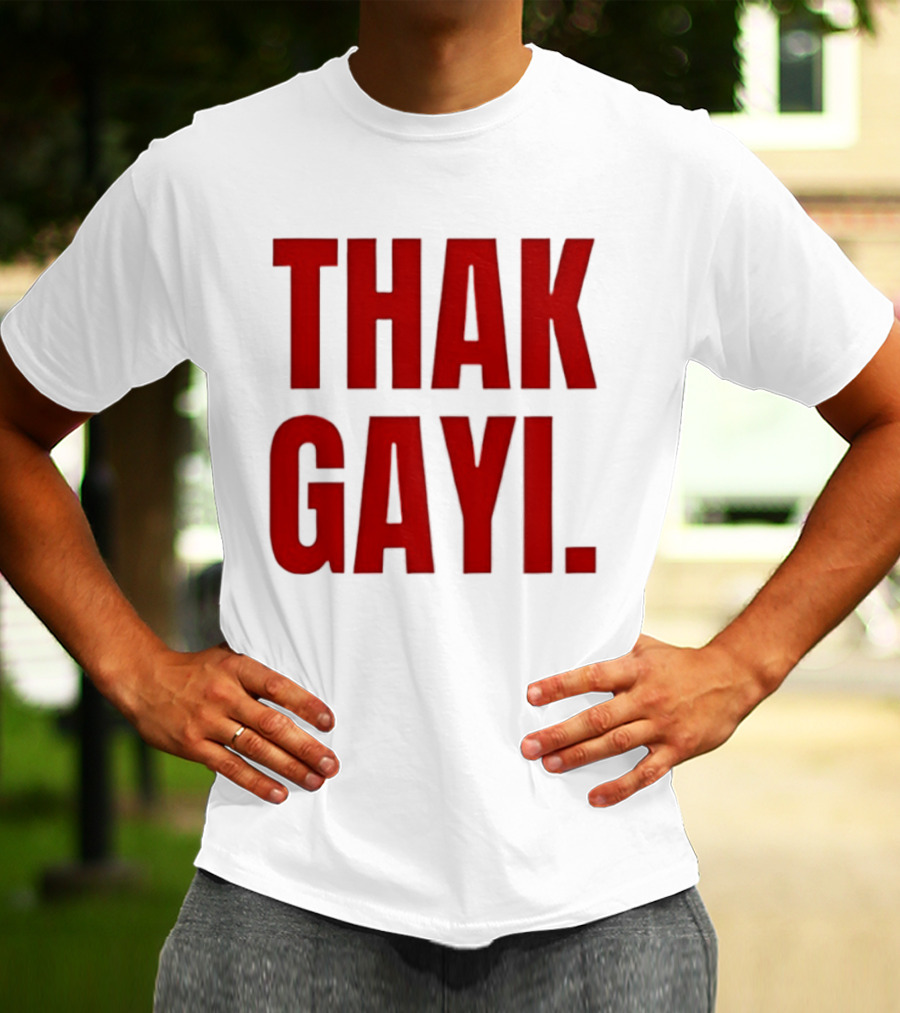 Thak Gayi Hindi Tired Exhausted Text Bold Red T-Shirt