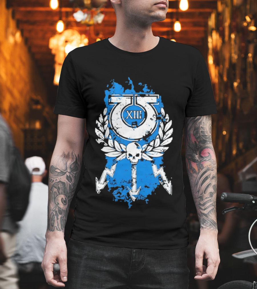 XIII Ultramarines Distressed Warhammer 40k Skull Lightning Laurel T-Shirt