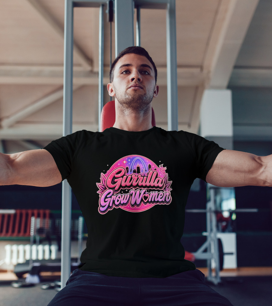 Gurrilla Grow Women St Louis Cannabis Cityscape Pink Sky Arch T-Shirt
