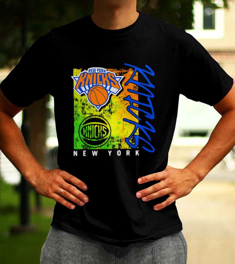 New York Knicks Distressed Basketball Retro Style NBA Fan Favorite T-Shirt