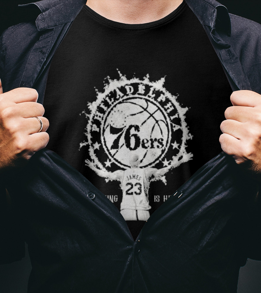 LeBron Philly 76ers The King Is Here 23 T-Shirt