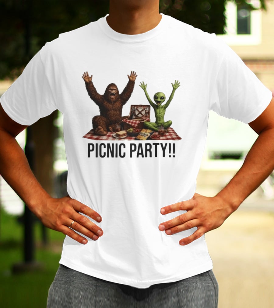 Bigfoot And Alien Picnic Party With Chips And Sandwiches T-Shirt