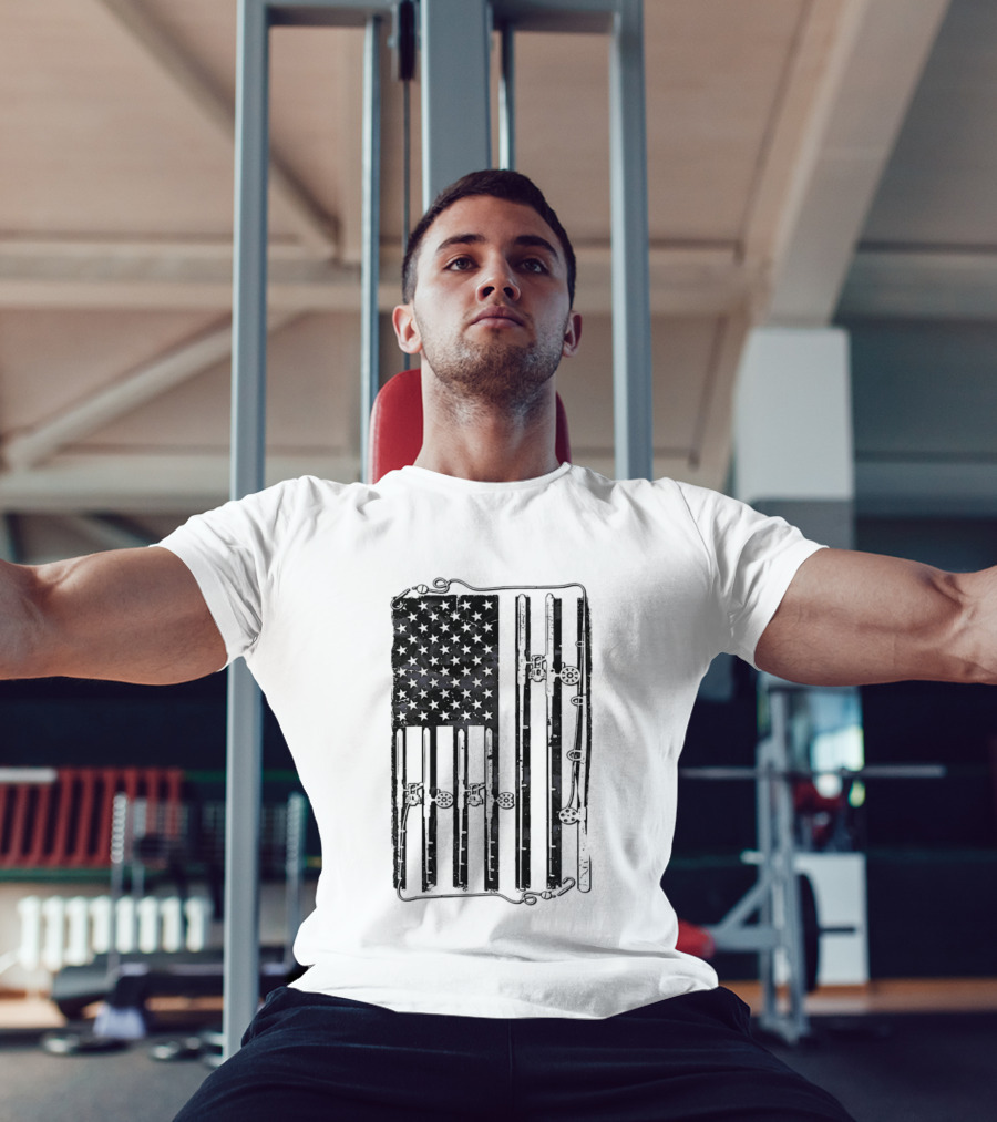 Distressed American Flag Fishing Rod Patriotic USA Angling Stars And Stripes T-Shirt