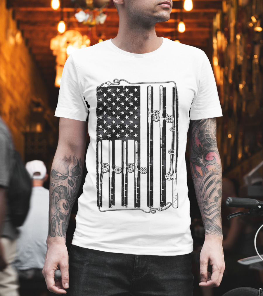 Distressed American Flag Fishing Rod Patriotic USA Angling Stars And Stripes T-Shirt