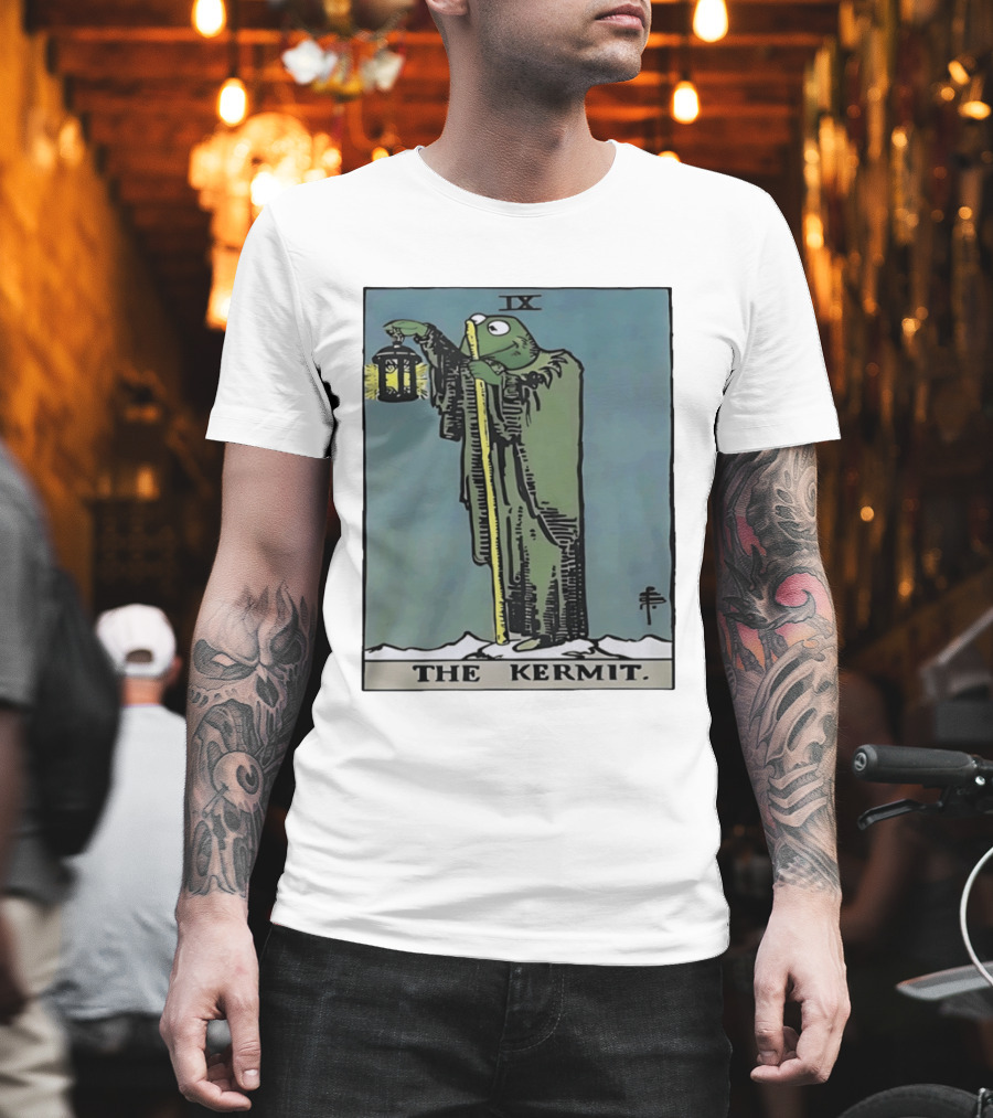 Kermit Tarot Card IX The Hermit Muppets Lantern T-Shirt