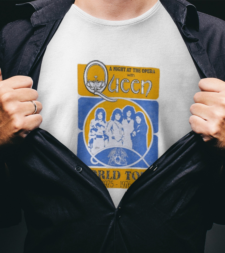 Queen A Night At The Opera World Tour 1975 1976 Vintage Band Photo T-Shirt