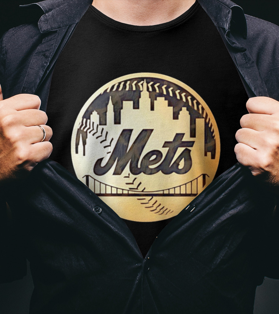 New York Mets Baseball Skyline Bridge MLB T-Shirt