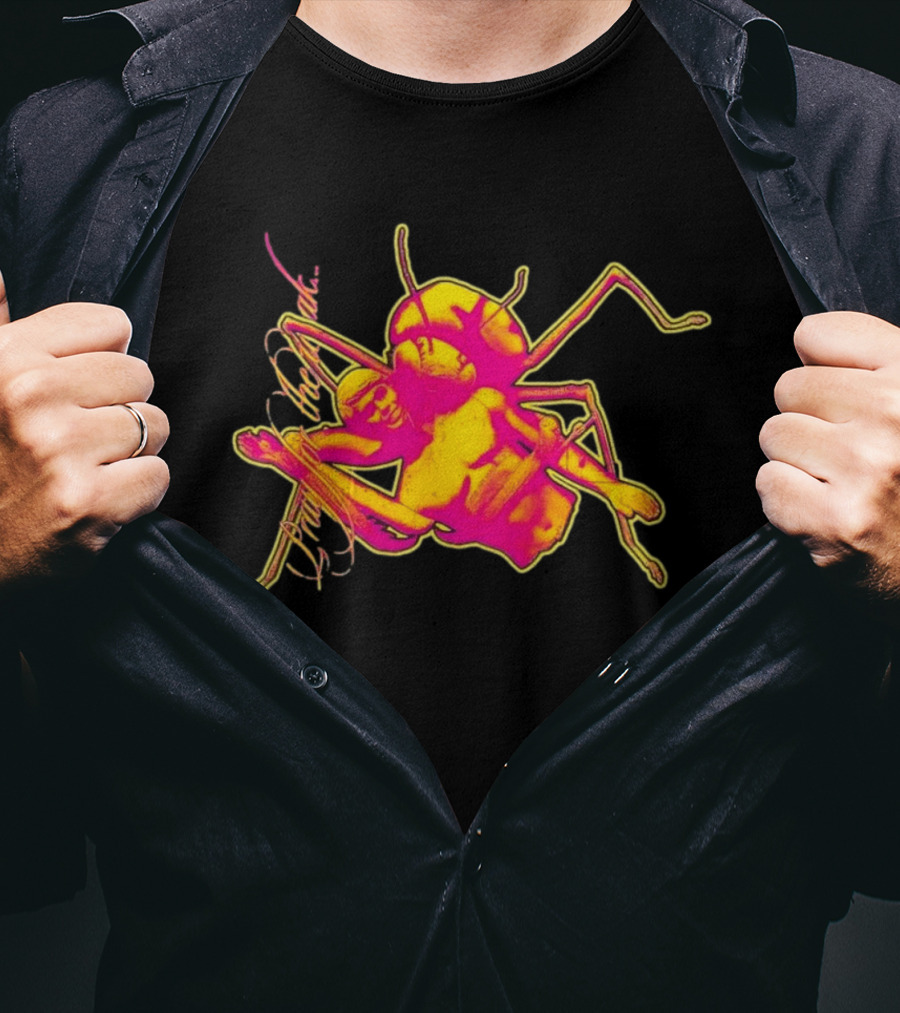 Pray Of The Mantis Humanoid Insect Fantasy T-Shirt