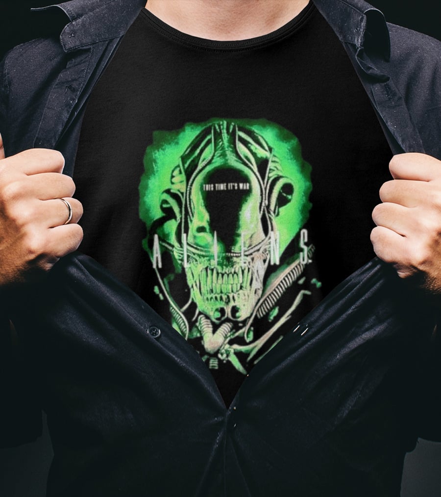 Xenomorph Aliens This Time It's War Alien Franchise Movie T-Shirt