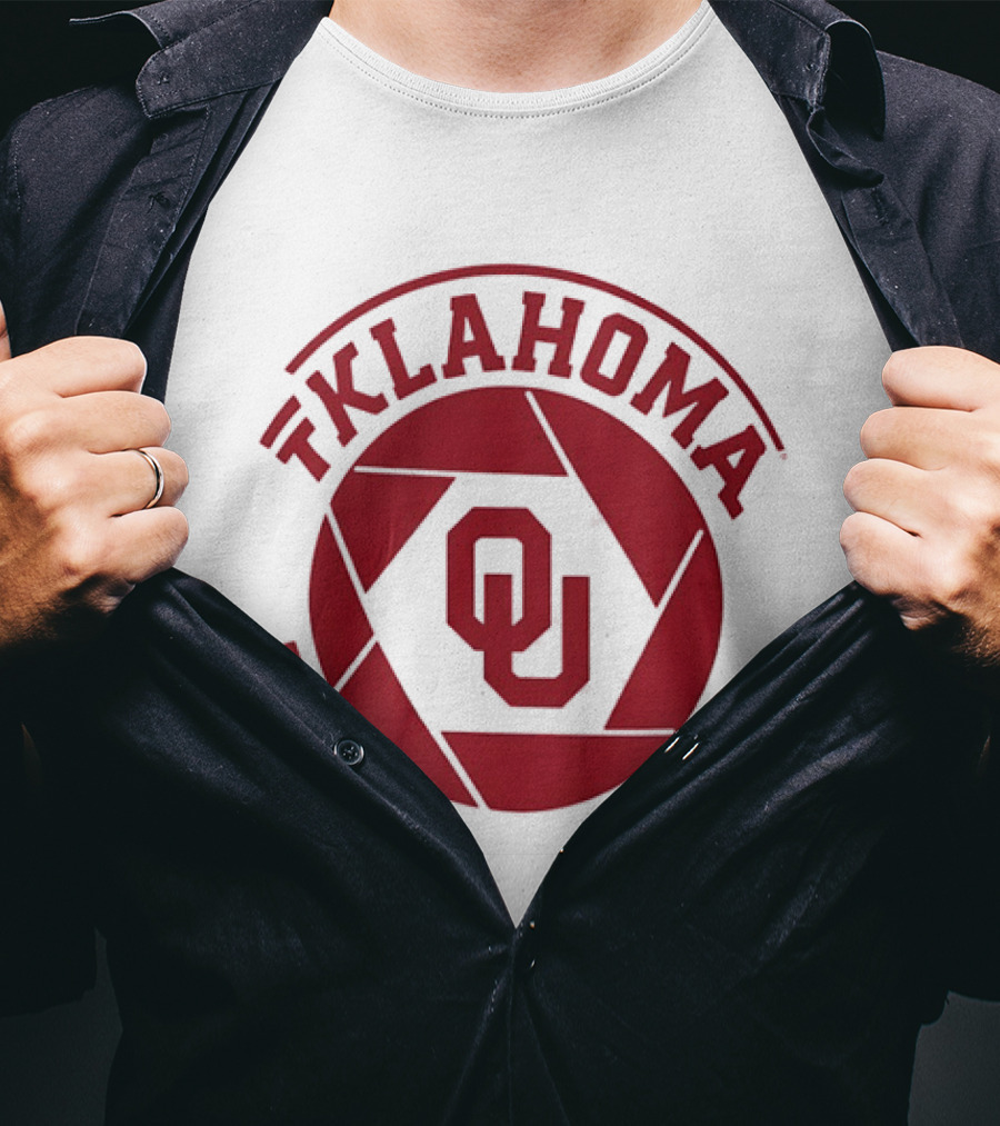 Oklahoma Sooners OU NCAA College Football T-Shirt