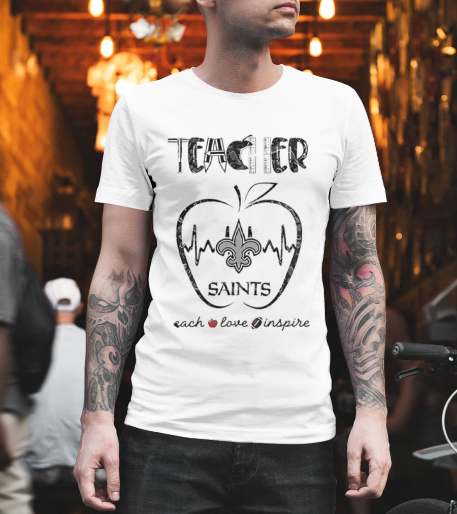 Teacher Saints Teach Love Inspire Apple T-Shirt