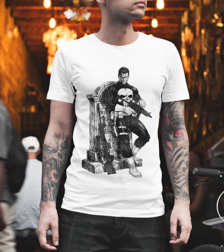 Frank Castle Gravestone Rest Of Loved Ones Marvel Comics The Punisher T-Shirt