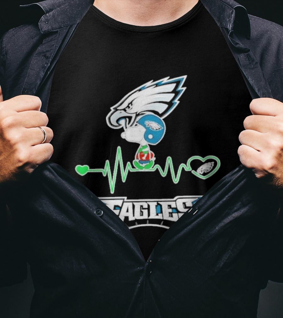 Snoopy Philadelphia Eagles Heartbeat Peanuts 2206 T-Shirt