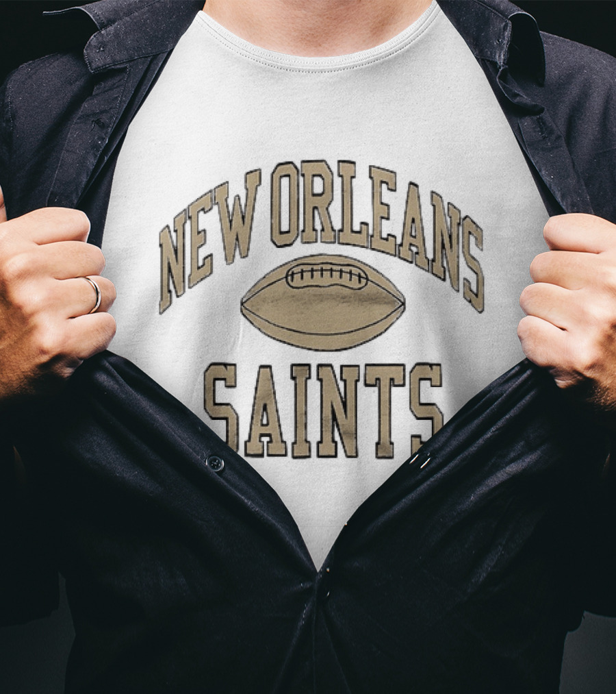 New Orleans Saints Distressed Football Team Fan T-Shirt