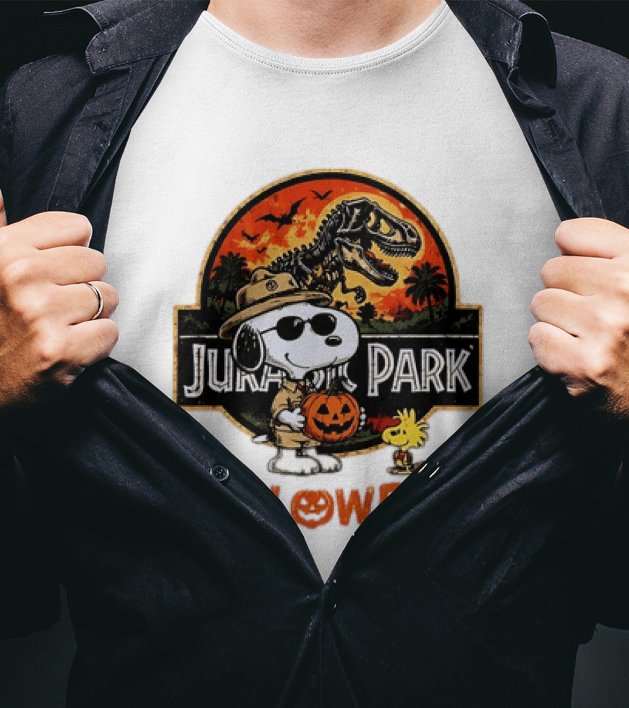 Snoopy Woodstock Jurassic Park Halloween Pumpkin T-Shirt
