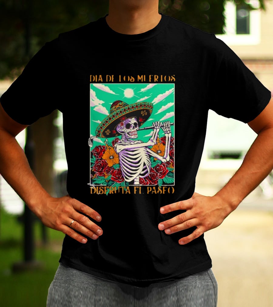 Calavera Golfer Día De Los Muertos Sombrero Flores Disfruta El Paseo T-Shirt