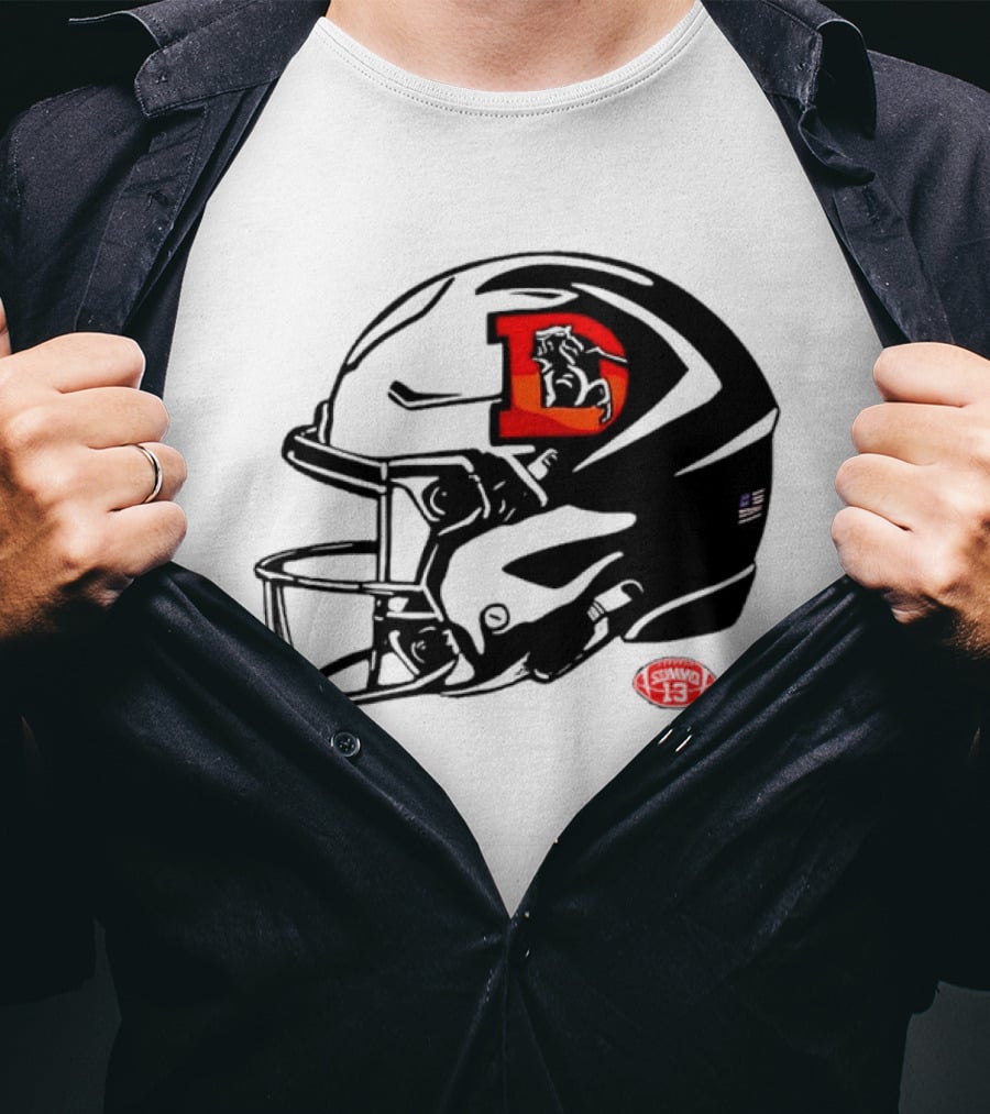Denver Broncos Vintage D Snowcapped Helmet T-Shirt