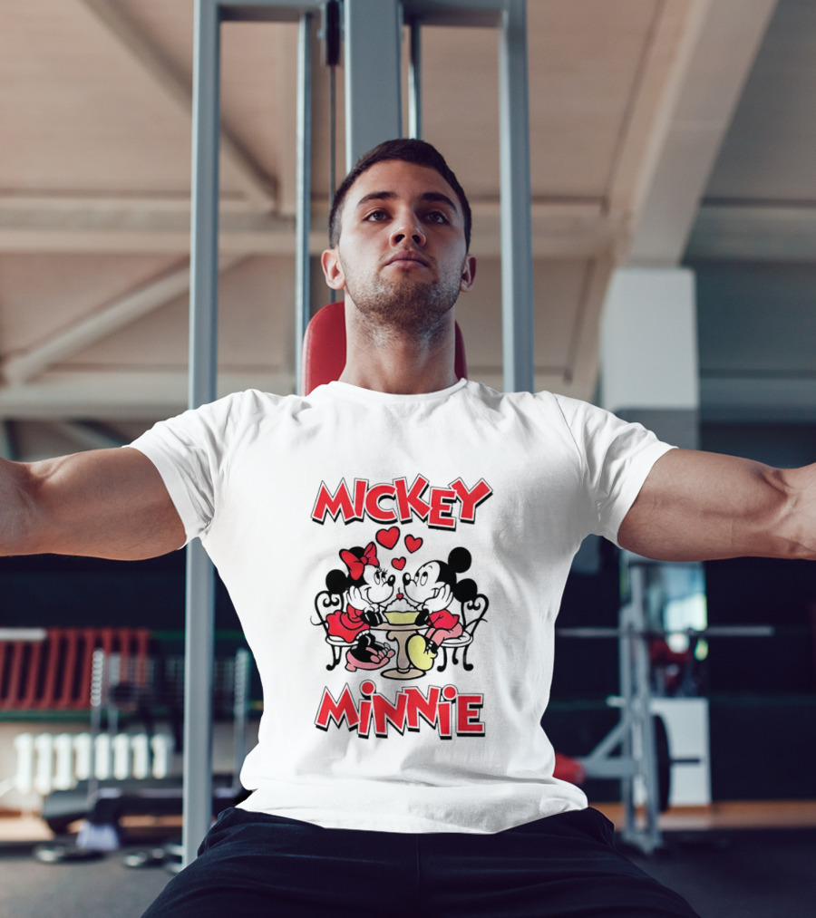 Mickey Minnie Romantic Valentine's Day Hearts And Cafe Scene T-Shirt