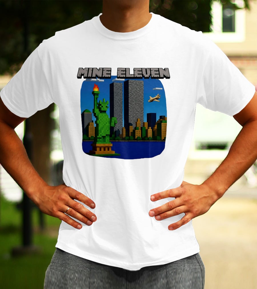 Mine Eleven Pixel City Statue Vector World Twin Towers Scene T-Shirt