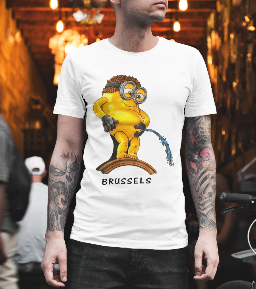 Brussels Pee Minion Parody Manneken Pis T-Shirt