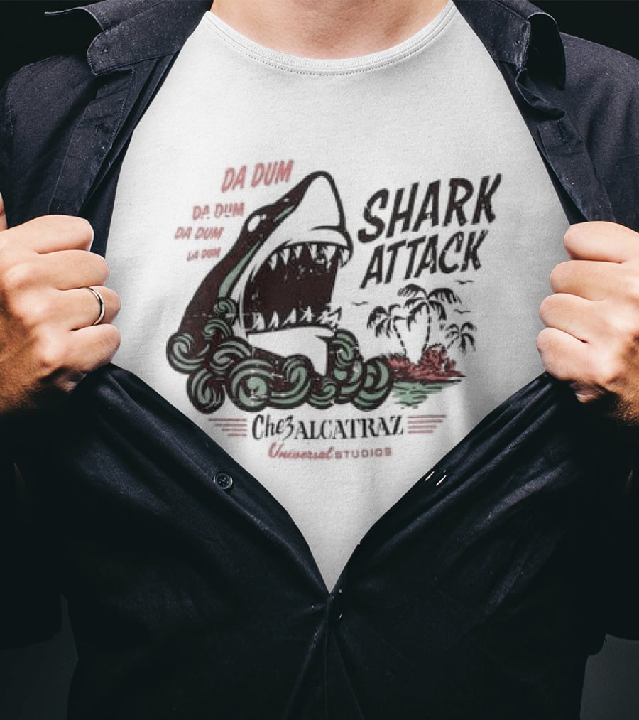 Big Wave Shark Attack Che Alcatraz Island California Adventure T-Shirt