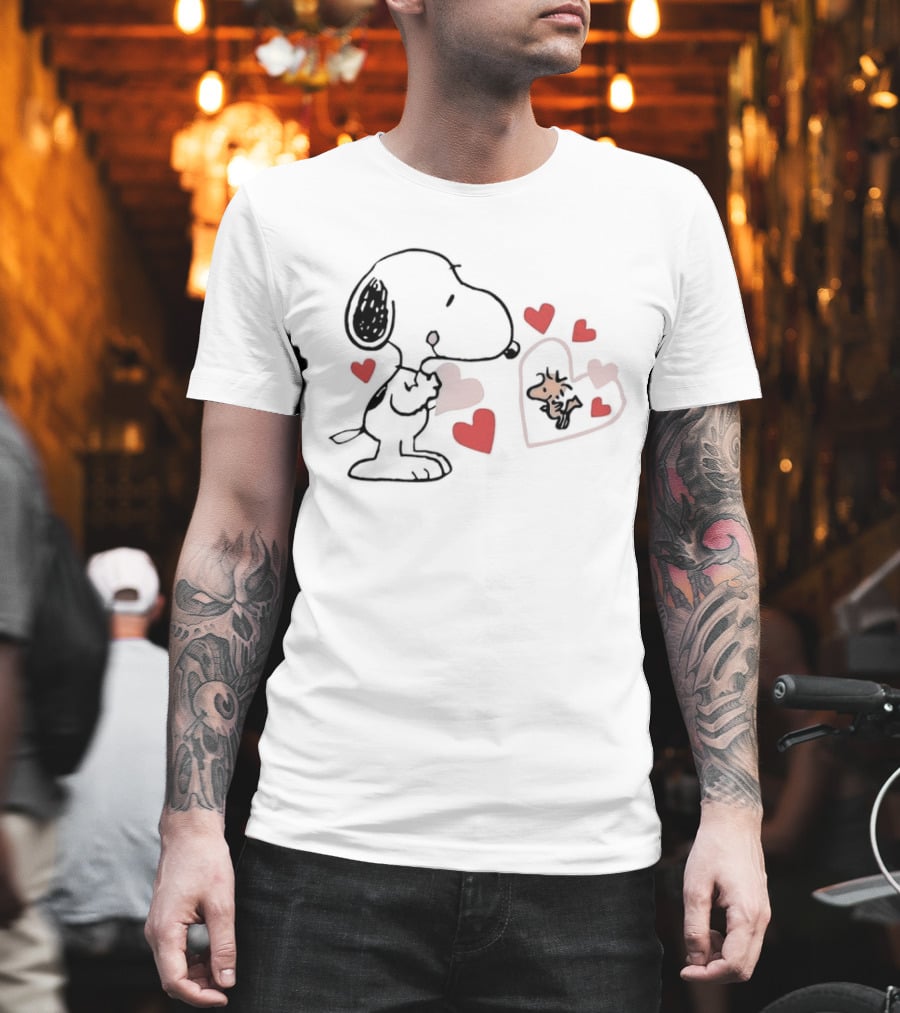 Peanuts Snoopy Woodstock Valentine Hearts Love T-Shirt