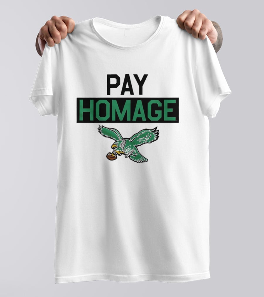 Pay Homage Philadelphia Eagles Football Vintage Eagle Carrying Football T-Shirt