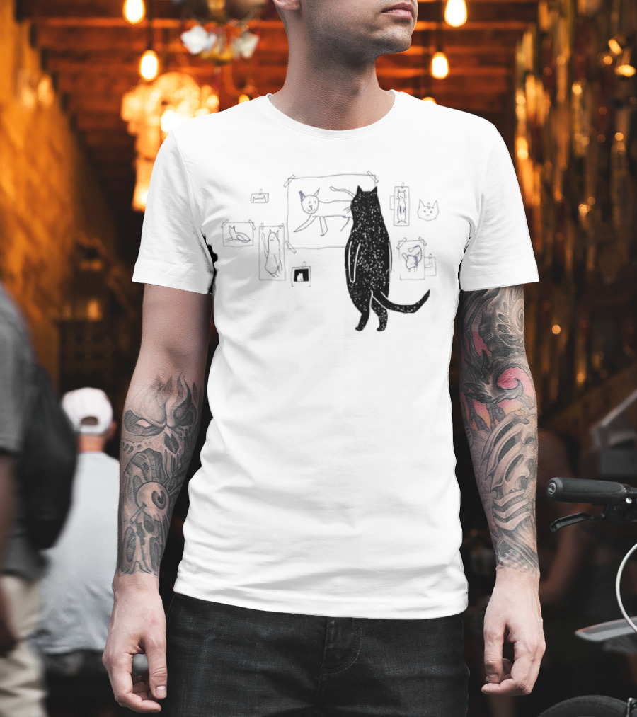 Black Cat Observing Doodle Drawings Of Cats T-Shirt