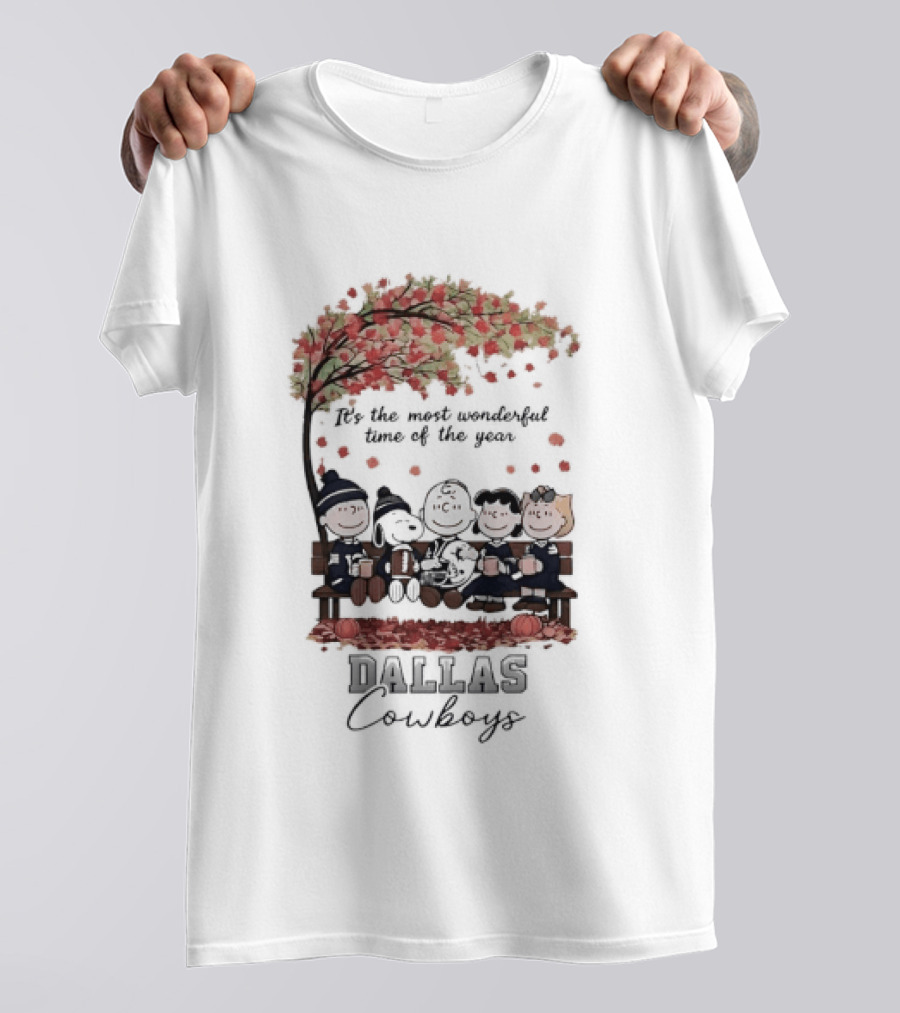 Peanuts Characters It's The Most Wonderful Time Of The Year Dallas Cowboys Autumn Scene T-Shirt