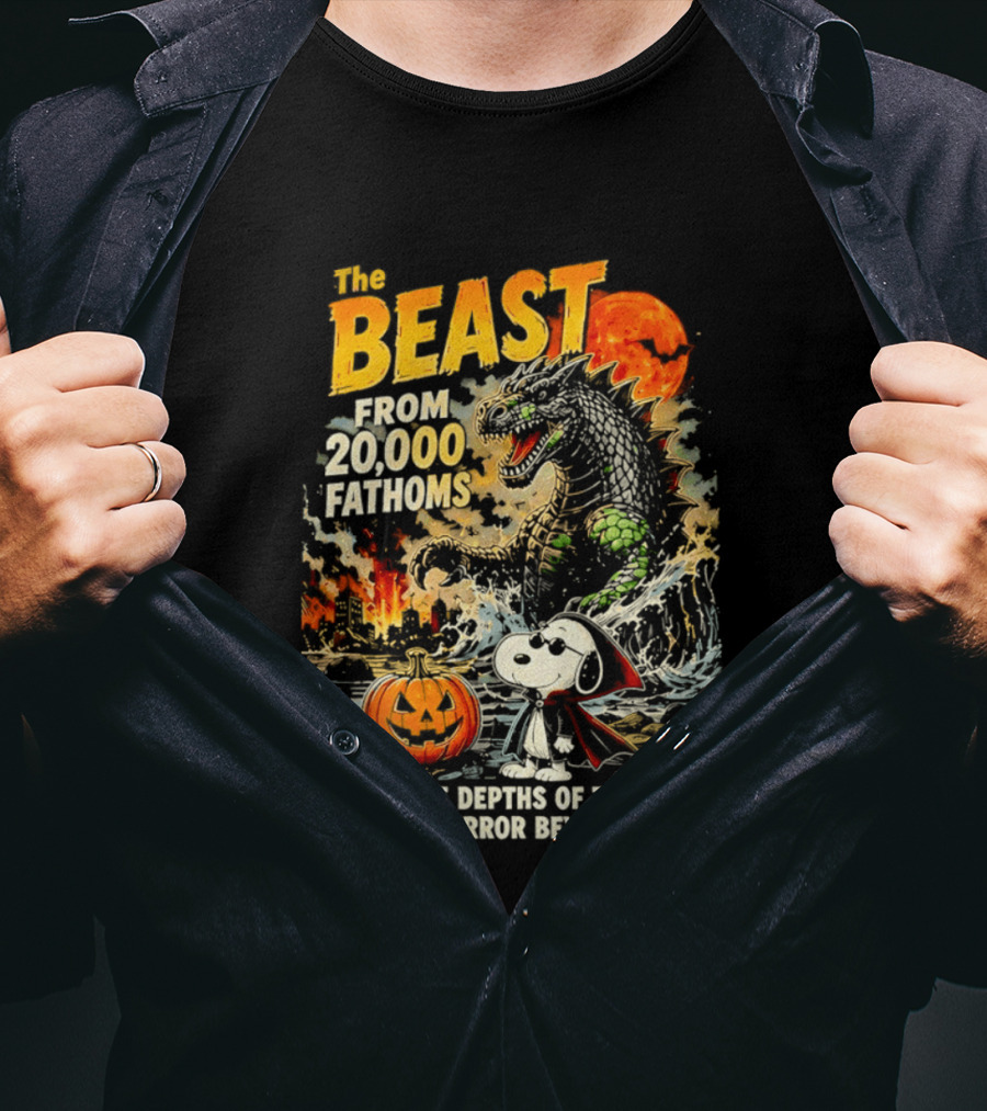 Snoopy And The Beast From 20000 Fathoms Halloween Pumpkin Terror T-Shirt