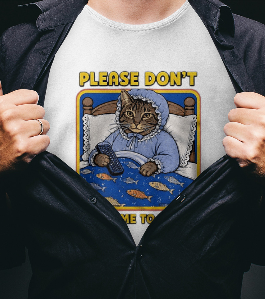 Please Don't Invite Me To Things Cat In Bed With Fish Blanket T-Shirt