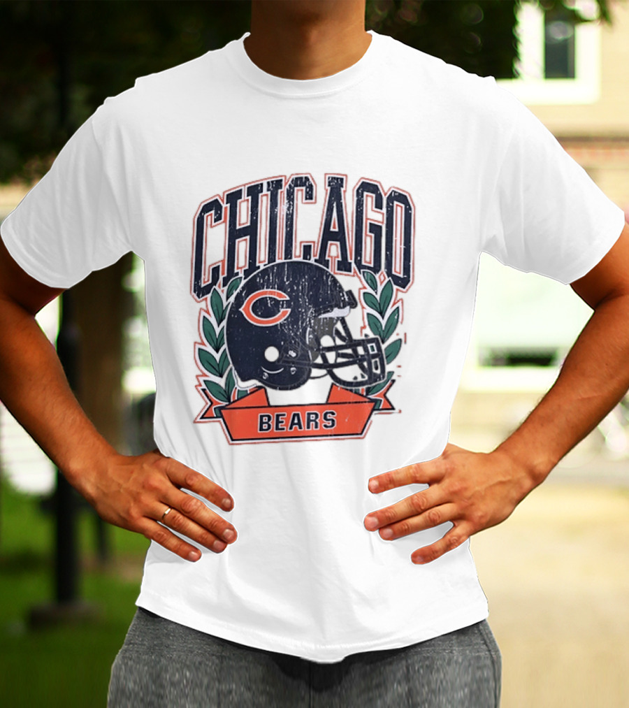 Chicago Bears Distressed Football Helmet T-Shirt