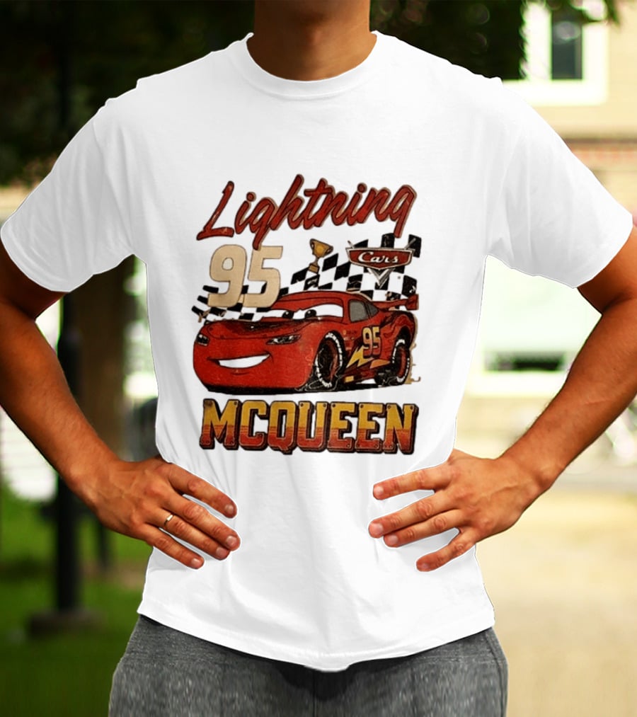 Lightning McQueen 95 Cars Trophy Checkered Flags Disney Pixar T-Shirt