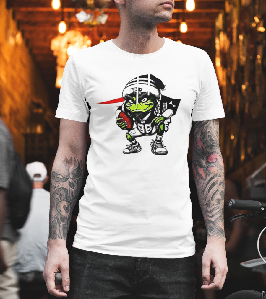 New England Patriots Grinch Christmas Football Collaboration T-Shirt