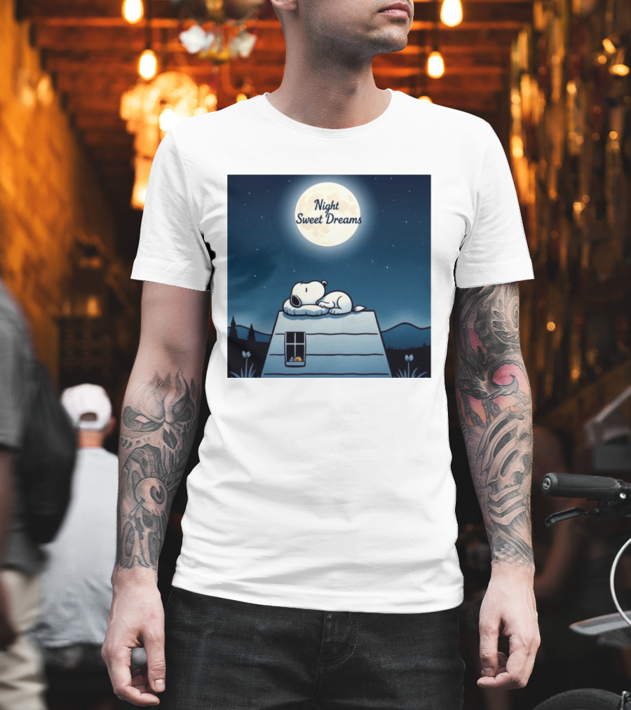 Snoopy Night Sweet Dreams Moonlight Scene Peanuts Sleeping Dog T-Shirt
