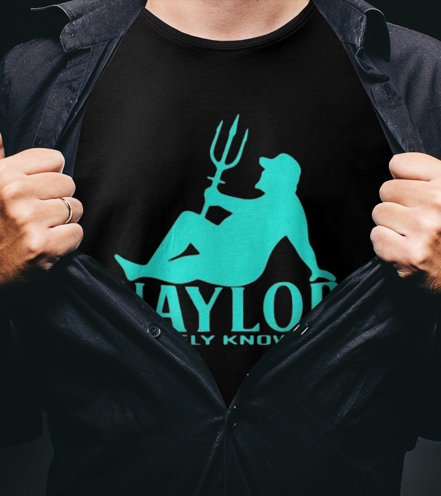 Naylor I Barely Know Her Mariners Trident Pose T-Shirt