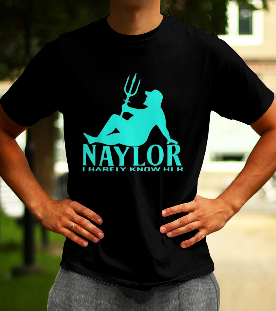 Naylor I Barely Know Her Mariners Trident Pose T-Shirt
