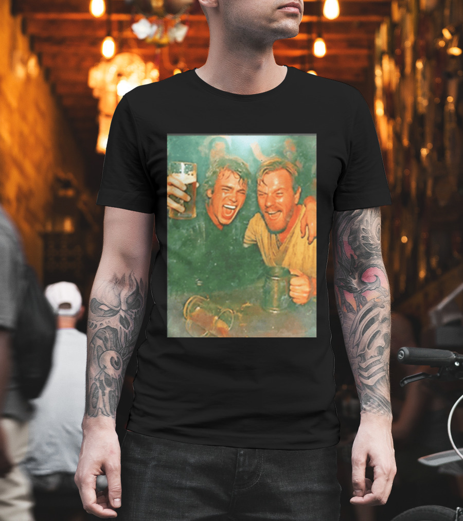 Original Anakin Skywalker And Obi Wan Kenobi Celebrate With Beer Cheers T-Shirt