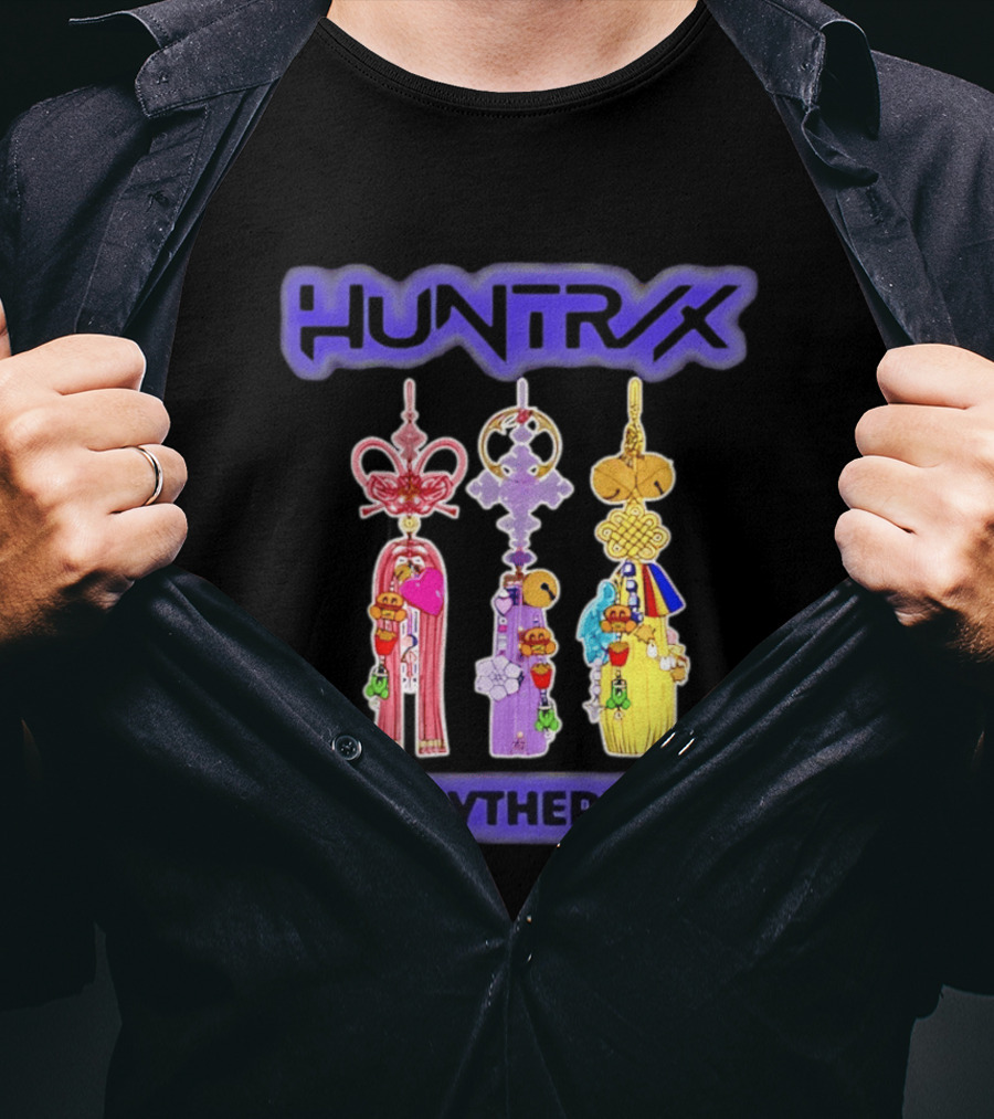 Huntrax Vandythepink Colorful Decorative Charms T-Shirt